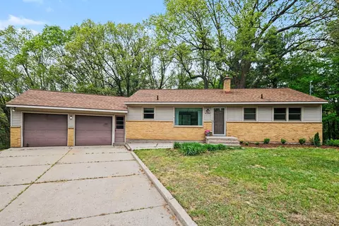 4300 Rezen Ct NE, Rockford, MI 49341
