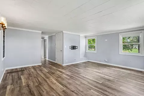 Living - 59446 Manor Rd, Colon, MI 49040 photo 1 of 3