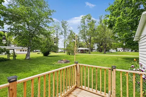 Exterior - 59446 Manor Rd, Colon, MI 49040 photo 7 of 12