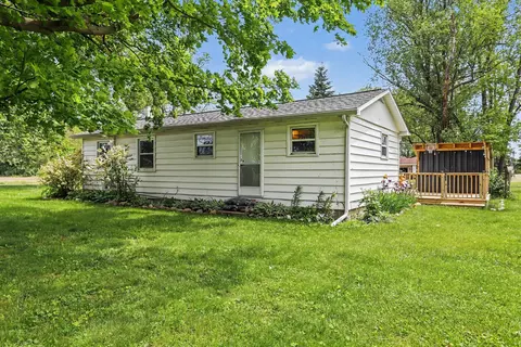 Exterior - 59446 Manor Rd, Colon, MI 49040 photo 11 of 12