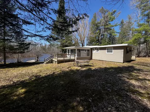 7977 Mershon Trl, Grayling, MI 49738