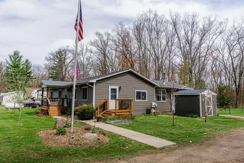 3878 W Wildwood Ave, Bitely, MI 49309