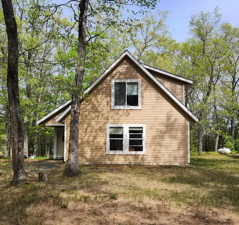 9736 S Trillium Trl, Baldwin, MI 49304