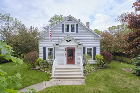 513 Oak St, Manistee, MI 49660