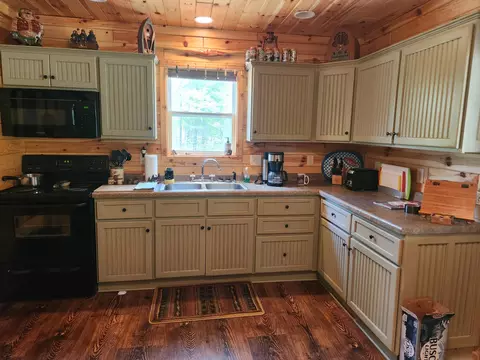 Kitchen - 7296 E 40th St, Chase, MI 49623 photo 1 of 2
