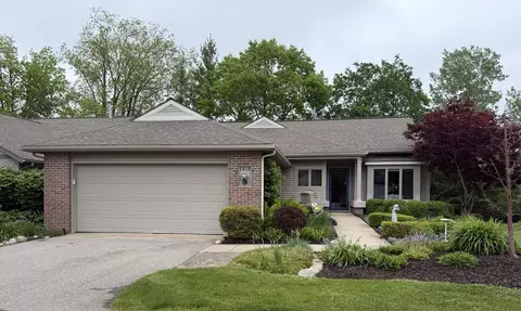 1910 Hidden Oak Ct SE, Grand Rapids, MI 49546