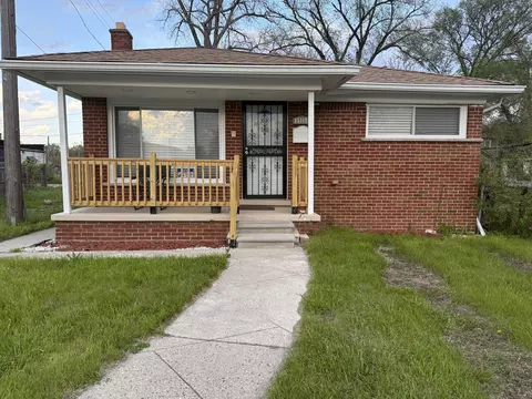 15118 Sorrento Ave, Detroit, MI 48227