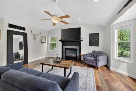Living - 11230 Baker Rd, Jerome, MI 49249 photo 2 of 3
