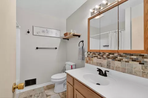 Bath - 11230 Baker Rd, Jerome, MI 49249 photo 3 of 3