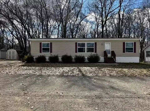 4268 Briar Ridge St NE, Rockford, MI 49341