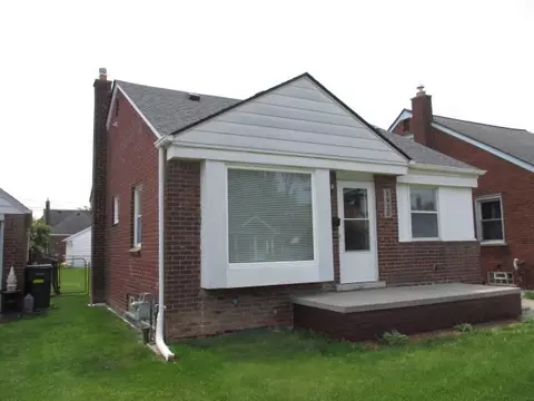 1425 Moran Ave, Lincoln Park, MI 48146