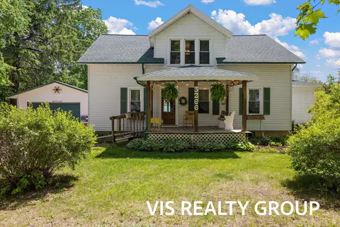 3266 S Slocum Rd, Ravenna, MI 49451