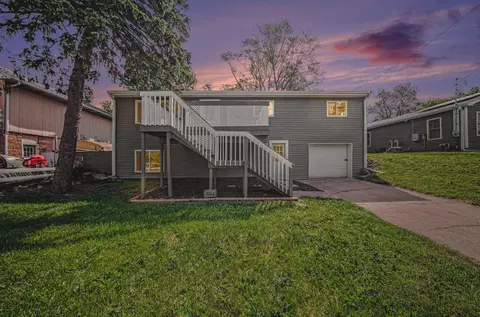 3651 Saint Luke Dr, Jackson, MI 49201