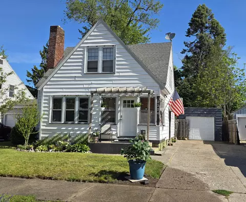 2224 Morton Ave, Muskegon, MI 49441