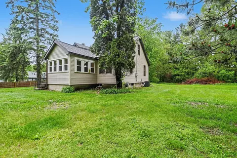 Exterior - 475 S Burr Oak Rd, Colon, MI 49040 photo 3 of 3