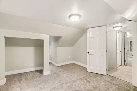 Bedroom - 475 S Burr Oak Rd, Colon, MI 49040 photo 5 of 6