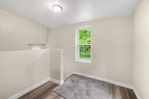 Entry Way - 475 S Burr Oak Rd, Colon, MI 49040 photo 1 of 1