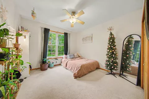 Bedroom - 2088 Hickory Ln, Jackson, MI 49201 photo 4 of 8