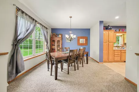 Dining - 2088 Hickory Ln, Jackson, MI 49201 photo 2 of 2
