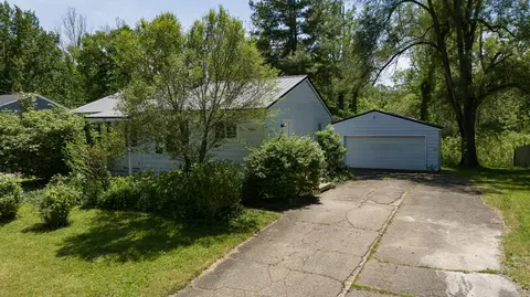 4716 Lexington Ave, Portage, MI 49002