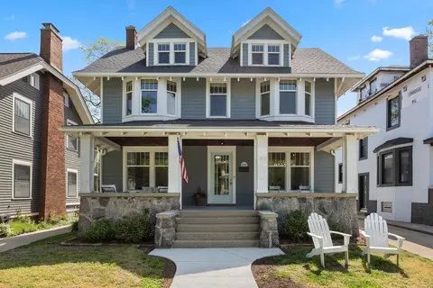 220 Hampton Ave SE, Grand Rapids, MI 49506