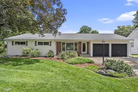 3509 Lake Allegan Dr, Allegan, MI 49010