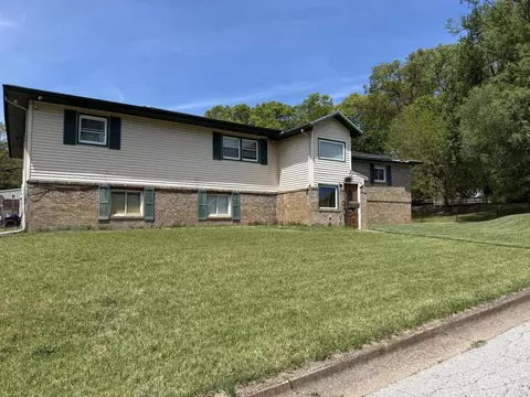 2851 Jarman St, Muskegon, MI 49444