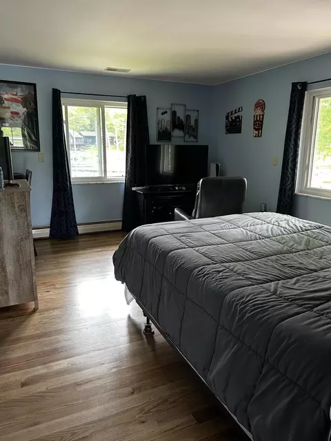 Bedroom - 7880 Poplar Ln, Reading, MI 49274 photo 2 of 4