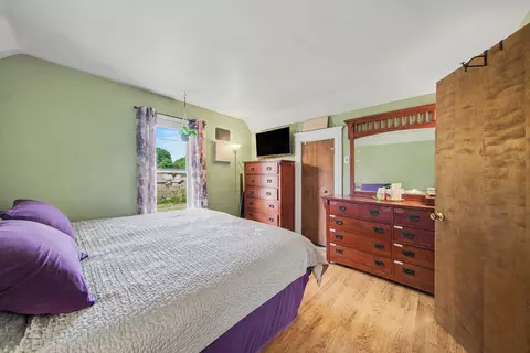 Bedroom - 514 Jefferson St, Jackson, MI 49202 photo 2 of 6