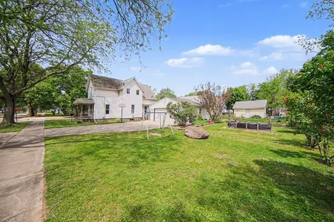 Exterior - 514 Jefferson St, Jackson, MI 49202 photo 4 of 4