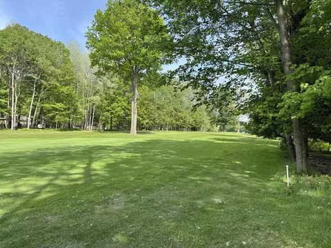 9368 Clubhouse Dr W #549, Canadian Lakes, MI 49346