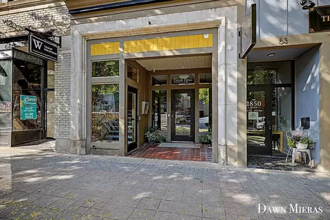 51 Monroe Center St NW #206, Grand Rapids, MI 49503