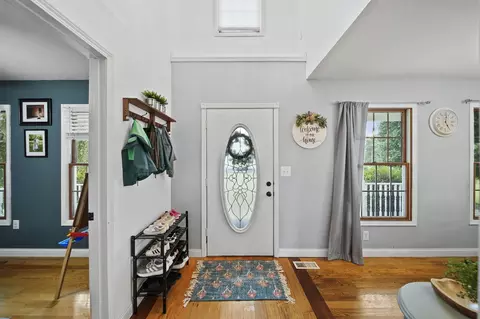 Entry Way - 1298 E Carleton Rd, Adrian, MI 49221 photo 1 of 8