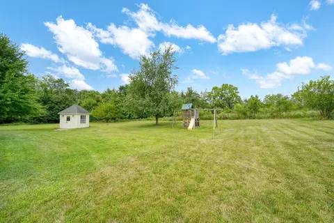 Exterior - 1298 E Carleton Rd, Adrian, MI 49221 photo 4 of 17