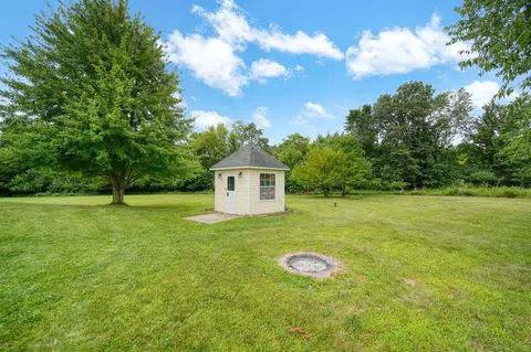 Exterior - 1298 E Carleton Rd, Adrian, MI 49221 photo 5 of 17