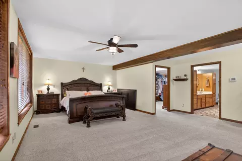Bedroom - 2934 Robinson Rd, Jackson, MI 49203 photo 2 of 11