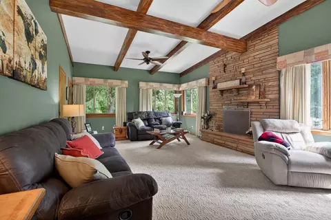 Living - 2934 Robinson Rd, Jackson, MI 49203 photo 1 of 6