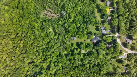 View/Area - 2934 Robinson Rd, Jackson, MI 49203 photo 3 of 4