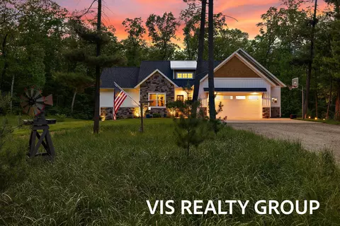 14171 Johnson St, Grand Haven, MI 49417