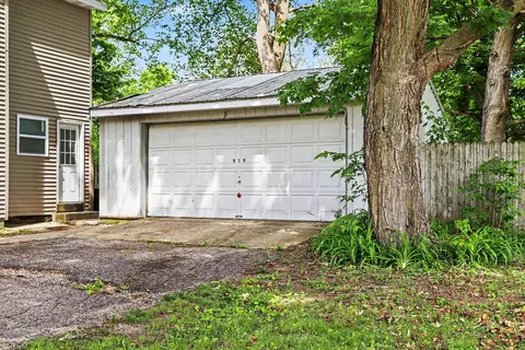 Other - 919 Charles St, Plainwell, MI 49080 photo 3 of 5