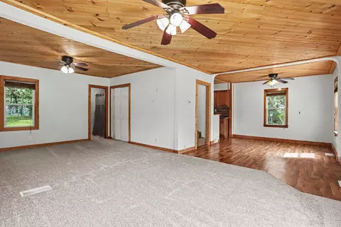 Living - 919 Charles St, Plainwell, MI 49080 photo 3 of 4