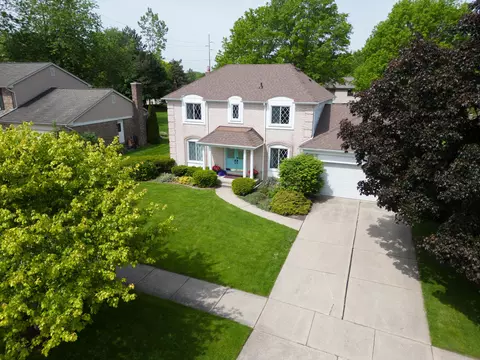9639 N Canton Center Rd, Plymouth, MI 48170