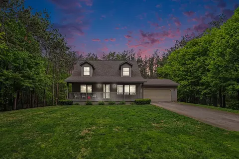 16519 Riley St, Holland, MI 49424