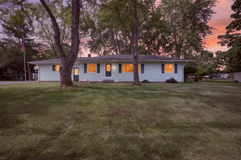 1653 Gary Paul Ln, Jackson, MI 49203