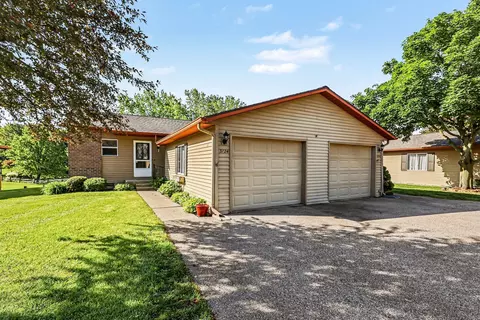 3124 Old Kent Rd SE, Kentwood, MI 49512
