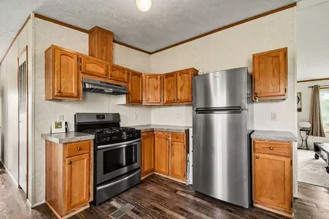 3065 Chamberlain Rd, Buchanan, MI 49107 photo 11