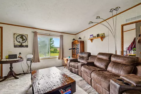 3065 Chamberlain Rd, Buchanan, MI 49107 photo 9