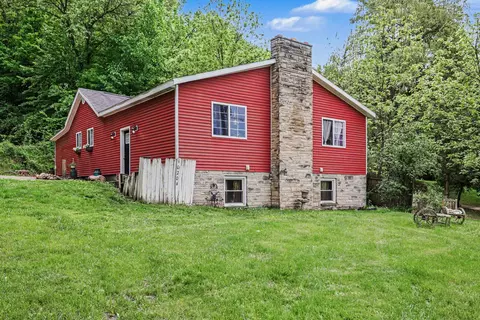 10204 Bellevue Rd, Battle Creek, MI 49014