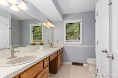 Bath - 7716 Kirkwall Dr SE, Ada, MI 49301 photo 2 of 4