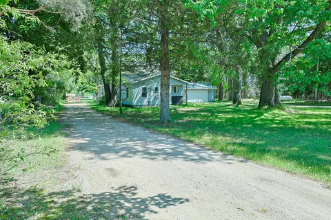 Exterior - 6854 E Garfield Rd, Hesperia, MI 49421 photo 5 of 6
